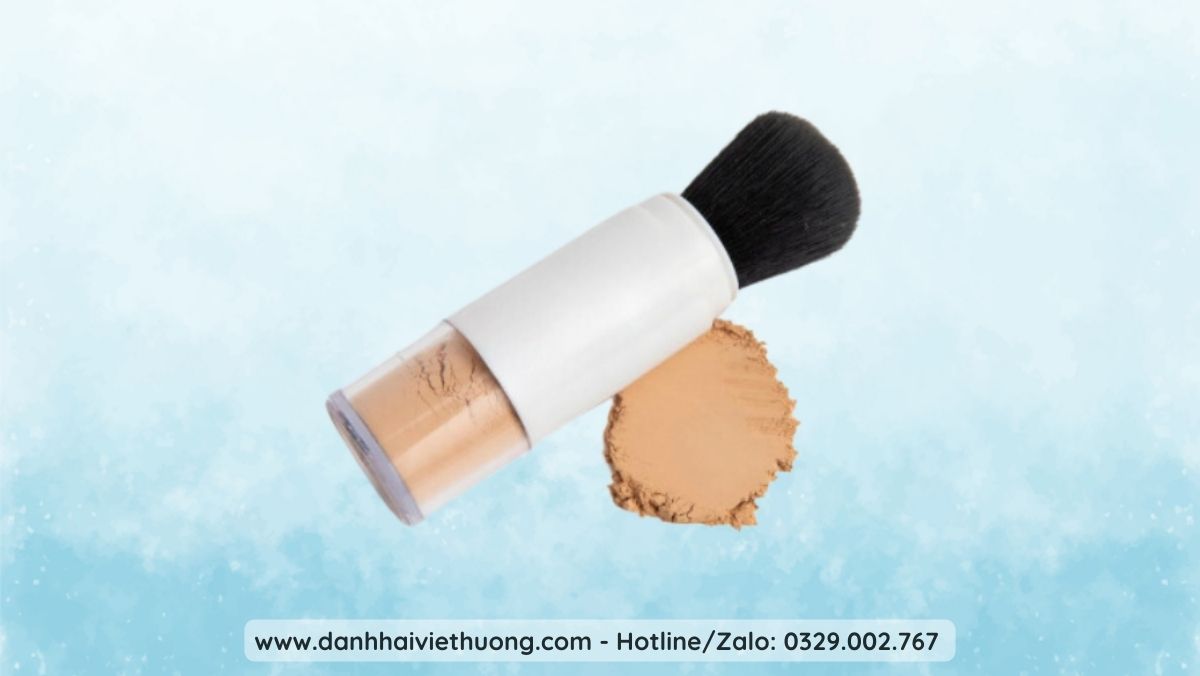 cách thoa lại kem chống nắng khi trang điểm 4